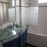 Familiale Dans Un Quartier Residentiel 빌라 Saint-Raphaël
