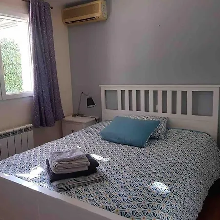 Familiale Dans Un Quartier Residentiel 빌라